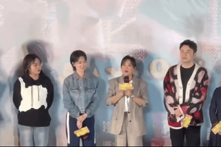 贾玲新片《转念花开》迟迟没消息,到底是为什么?封面图
