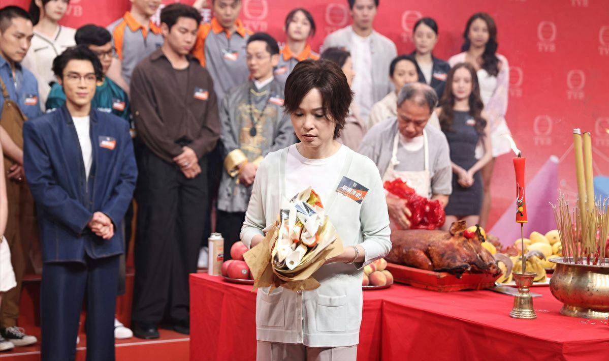 香港知名女星难舍经典角色，拍新剧走错厂，自曝患脂肪肝努力减肥封面图