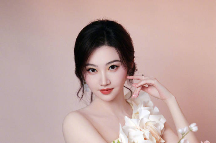 脱口秀演员疑似吐槽孙宇晨长文《我的女友景甜》：“好久没读过如此压抑如此猥琐的文字了，怎么有钱了还这样”封面图