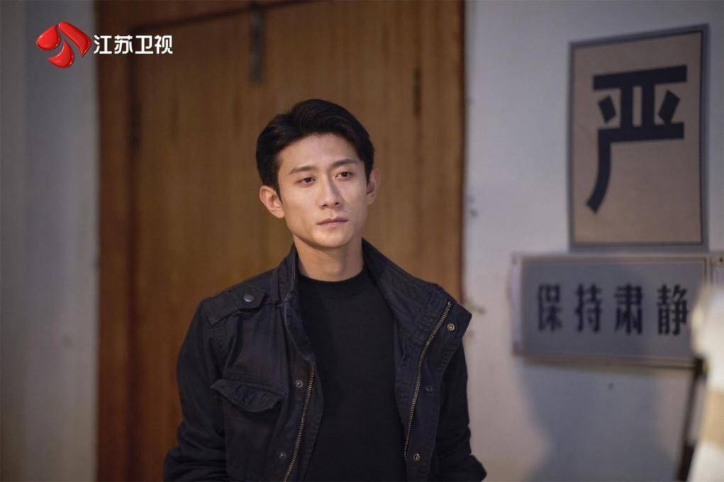 江苏卫视首部中剧今晚开播！《重案六组：消失的警号》热血来袭封面图