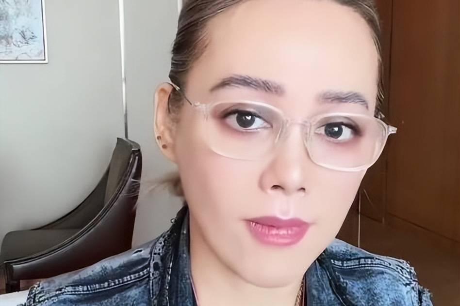 宁静直播又聊《花少2》：坏的你们看不出来，好的你们全看成坏的封面图
