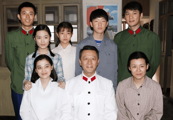 《父母爱情》郭涛刘琳演兄妹默契，两部年代剧演夫妻观众难入戏封面图